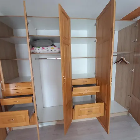 Apartman S Terasou V Prirode 15 Min Z Centra Prahy * Prag