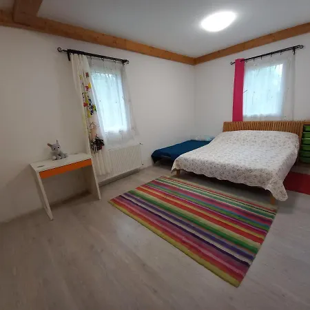 Apartman S Terasou V Prirode 15 Min Z Centra Prahy Lägenhet
